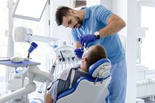 فراخوان پذیرش دستیار فلوشیپ دندانپزشکی اعلام شد
