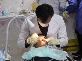 ارایه خدمات دندانپزشکی توسط گروه جهادی منتظران مصلح در شهر ملارد