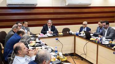 هسته اصلی دانشگاه، گروه‌های آموزشی هستند