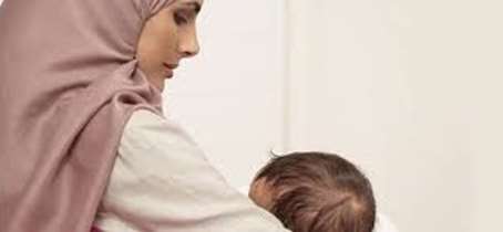 نکاتی درباره تغذیه کودکان با شیر مادر در روزهای کرونایی/ آیا شیرمادر کرونا را منتقل می کند؟