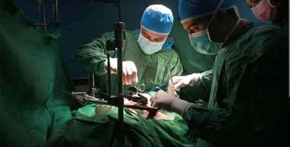 انجام موفقیت آمیز  دو  عمل پیوند کبد در یک روز در بیمارستان آیت ا... طالقانی