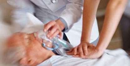 کلاس آموزشی احیاء قلبی و ریوی در بیمارستان شهدای گمنام