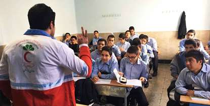 سلامتی، ارمغان دانشجویان برای 2300 دانش آموز در حاشیه تهران