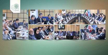 دکترآقاجانی: درهای دانشگاه به روی نخبگان باز است