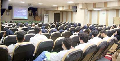 بررسی منشور حقوق بیمار و مسئولیت مدنی و حرفه ای پرستاران در سمینار"حقوق و قوانین پرستاری"