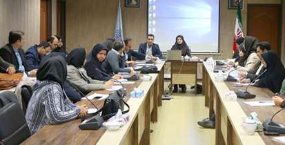 بررسی استاندارهای بهداشت مواد غذایی در کارگاه  آموزشی معاونت امور بهداشتی