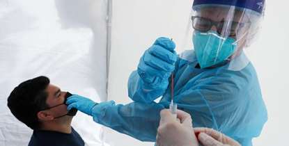 دکتر زالی: نمونه گیران کووید-19، جهادگران عرصه سلامت هستند