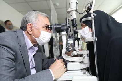   بازدید وزیر بهداشت از نحوه خدمت‌رسانی در بیمارستان امام حسین(ع) و لبافی‌نژاد در نوروز