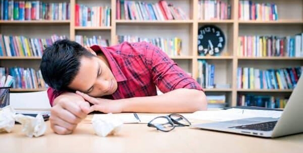 اهمیت بهداشت خواب دانشجویان در ایام امتحانات