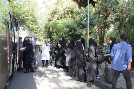  اعزام کاروان درمانی دانشگاه به مناطق مرزی برای خدمت‌رسانی به زائران اربعین