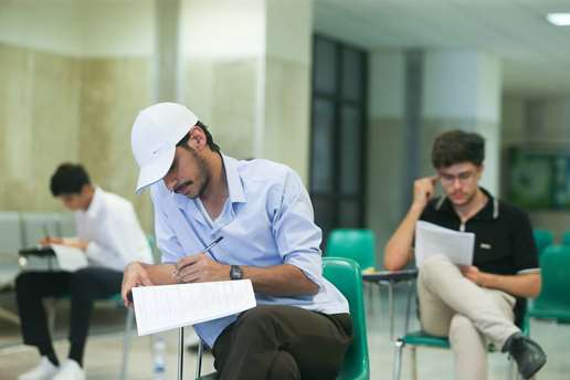 برگزاری آزمون‌های تخصصی و سراسری علوم پزشکی در دانشگاه