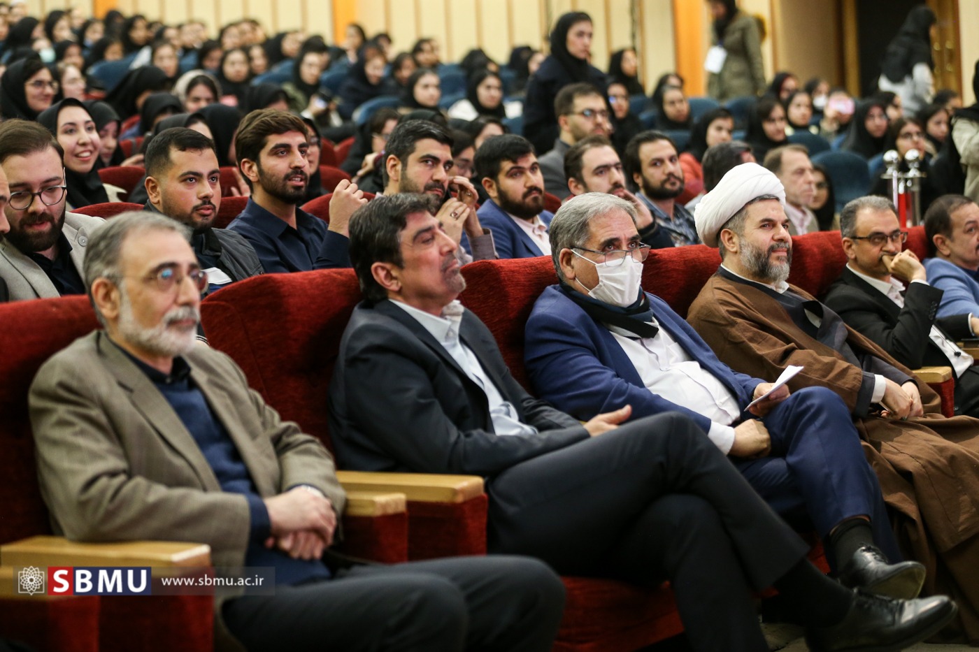 پاسخگویی به دغدغههای دانشجویان؛ اولویت دانشگاه علوم پزشکی شهید بهشتی